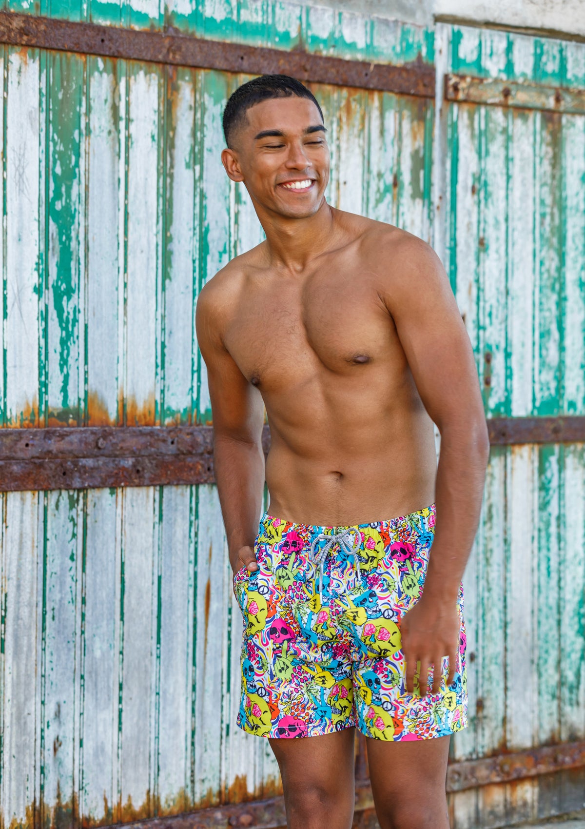 Boardies® Skull Grillz Mid Shorts Model